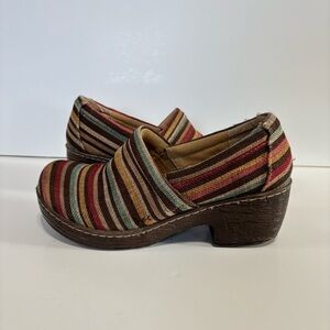 Striped Women's B.O.C.Nursing Shoes  Size 7.5